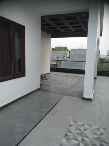 1 BHK Independent House – Map Location View at Super MIG, Sector 105 - for Rent