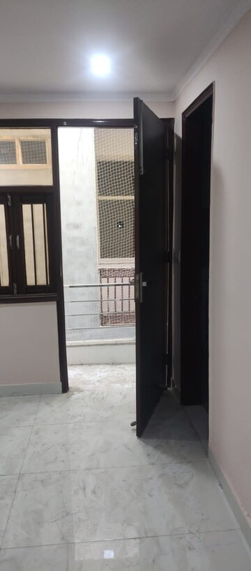Room in 2 BHK Builder Floor at Nilothi – for Sale