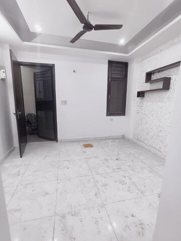 2 BHK Apartment For Rent in Vasundhara Sector 1