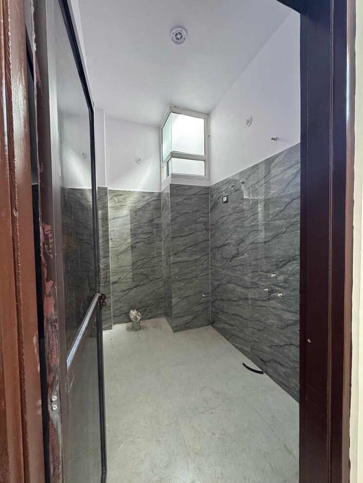 Bathroom, kalwar road 3 Bedroom 116 Sq.Yd. Villa In Kalwar Road Jaipur 8483909