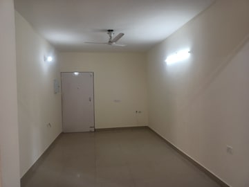 Master Bedroom in 2 BHK Apartment at Suncity Avenue 102, Sector 102 – for Rent