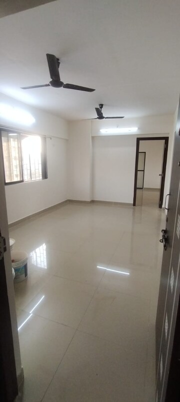 2 BHK Apartment For Rent in Ganesh Niwas Goregaon West, Goregaon West