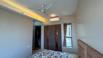 2 BHK Apartment For Rent in Lodha Splendora, Ghodbunder Road