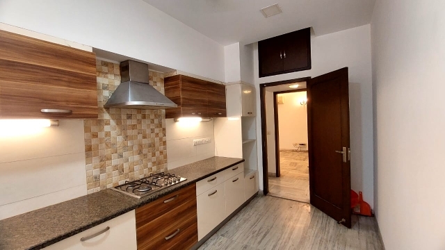 4 BHK + Pooja Room,Servant Room,Study Room,Extra Room Independent House For Sale in Maharani Bagh