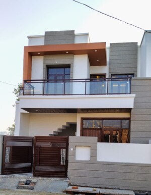 2 BHK Independent House For Sale in Faizabad Road