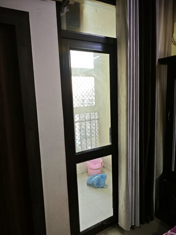 Master Plan in 2 BHK Apartment at Vasundhara Sector 1 – for Rent