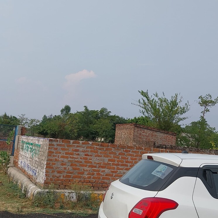 Garden, taqtical-town  1503 Sq.Ft. Plot In Safedabad Lucknow 8484160