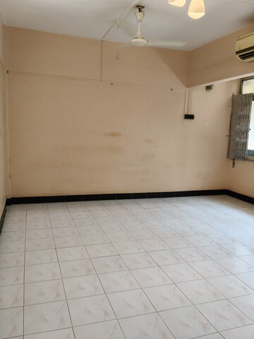 Master Bedroom in 1 BHK Apartment at Rajesh Park View, Santacruz East – for Rent