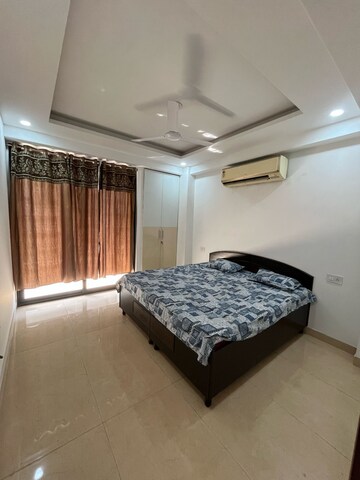 Bedroom in 3 BHK Builder Floor at Palm Residency Chhatarpur, Chattarpur – for Rent