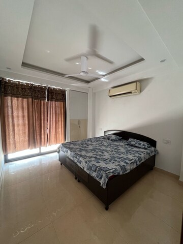 Bedroom in 3 BHK Builder Floor at Palm Residency Chhatarpur, Chattarpur – for Rent