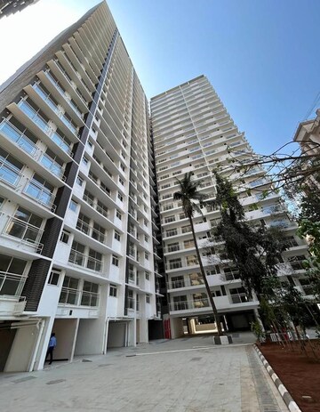 2 BHK Apartment For Rent in Sugee Atharva, Prabhadevi