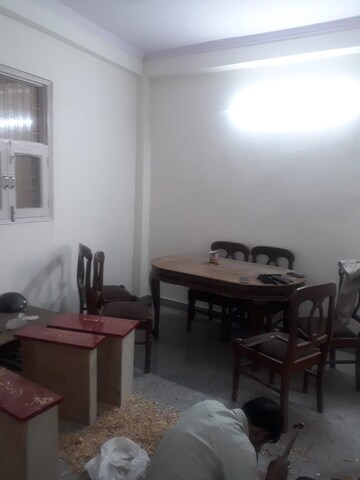 Master Bedroom in 3 BHK Builder Floor at Arjun Nagar – for Rent
