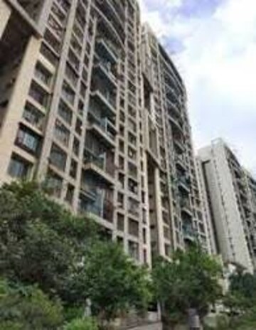 Living Room in 1.5 BHK Apartment at Neptune Living Point, Bhandup West – for Rent