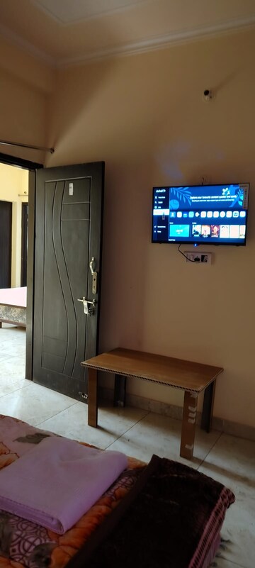 Bedroom in 3 BHK Builder Floor at Aman Luxury Apartments, Sahastradhara Road – for Rent