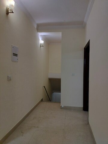 Master Bedroom in 5 BHK Apartment at Sarita Vihar – for Rent
