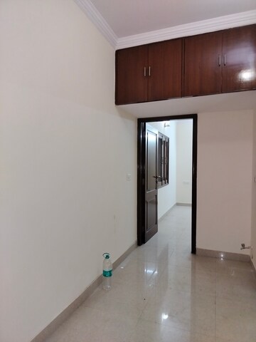 Master Bedroom in 5 BHK Apartment at Sarita Vihar – for Rent