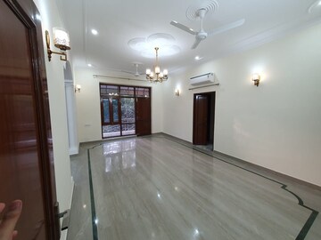 4 BHK Builder Floor For Rent in Saket