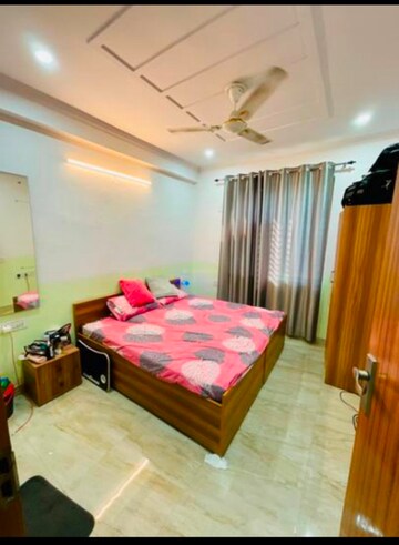 Bedroom in 2 BHK Builder Floor at RWA Residential Society Sector 46, Sector 46 – for Rent