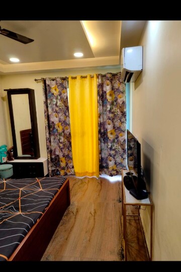 Master Bedroom in 2 BHK Builder Floor at RWA Residential Society Sector 46, Sector 46 – for Rent