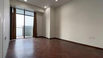 Room in 3 BHK Apartment at Omkar 1973, Worli – for Rent