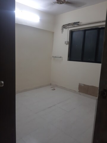 Master Bedroom in 2 BHK Apartment at Platinums CHS, Bhandup East – for Rent