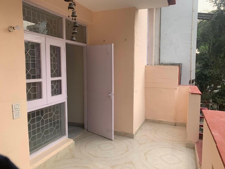 Exterior View, dlf-pink-town-house 5 Bedroom 1350 Sq.Ft. Villa In Dlf City Phase 3 Gurgaon 8484346