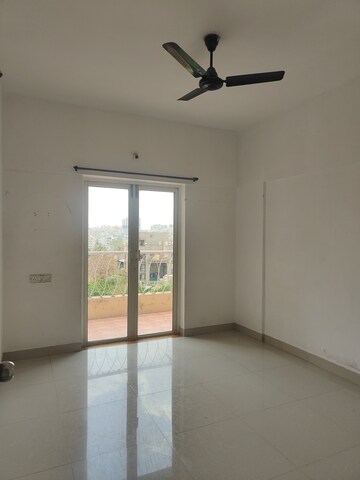 Master Bedroom in 2 BHK Apartment at Kumar Palmgrove, Kondhwa – for Rent