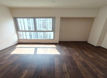 Bedroom in 2 BHK Apartment at Piramal Vaikunth, Balkum Pada – for Rent
