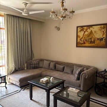 Living Room in 5 BHK Apartment at Sector 10 – for Rent