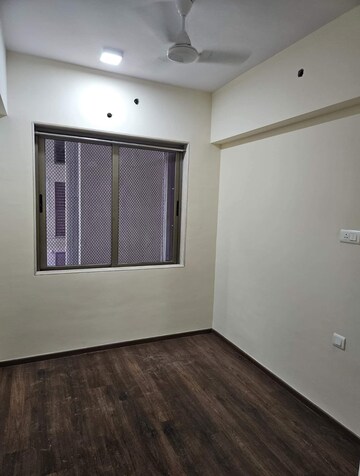 Bedroom in 3.5 BHK Apartment at Bhimjyani Verraton, Manpada – for Rent