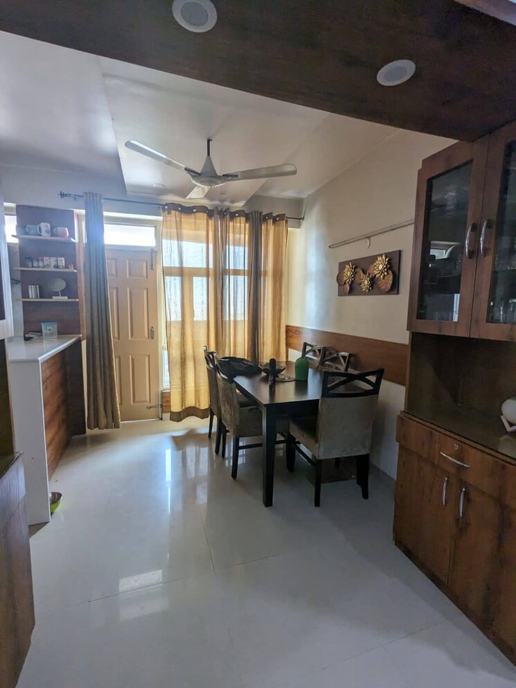 Master Bedroom, supertech-cape-town 3 Bedroom 1625 Sq.Ft. Apartment In Sector 74 Noida 8484414