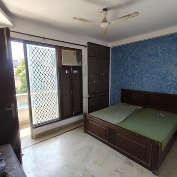 Bedroom in 2 BHK Builder Floor at Malviya Nagar – for Rent