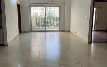2 BHK Apartment For Sale in Mahagun Moderne, Sector 78