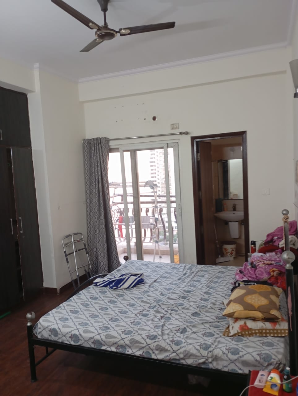 2 BHK + Pooja Room Apartment For Sale in Mahagun Moderne