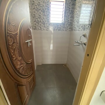 Bathroom in 2 BHK Apartment at Manish Nagar – for Rent