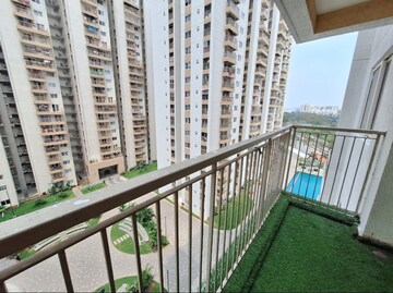 Master Bedroom in 3 BHK Apartment at Incor One City, Kukatpally – for Rent