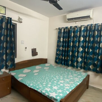Bedroom in 3 BHK Apartment at Manish Nagar – for Rent