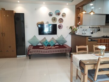Master Bedroom in 2 BHK Apartment at Kondapur – for Rent
