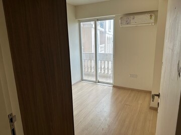 Master Bedroom in 2 BHK Apartment at Signature Global Orchard Avenue, Sector 93 – for Rent