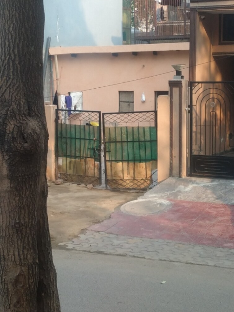 Cover Image, alpha ii greater noida  150 Sq.Mt. Plot In Alpha Ii Greater Noida Greater Noida 8484697