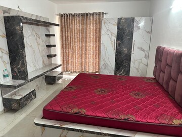 Bedroom in 2.5 BHK Apartment at Shalimar Vista, Gomti Nagar – for Rent