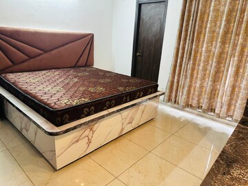 Bedroom in 2.5 BHK Apartment at Shalimar Vista, Gomti Nagar – for Rent