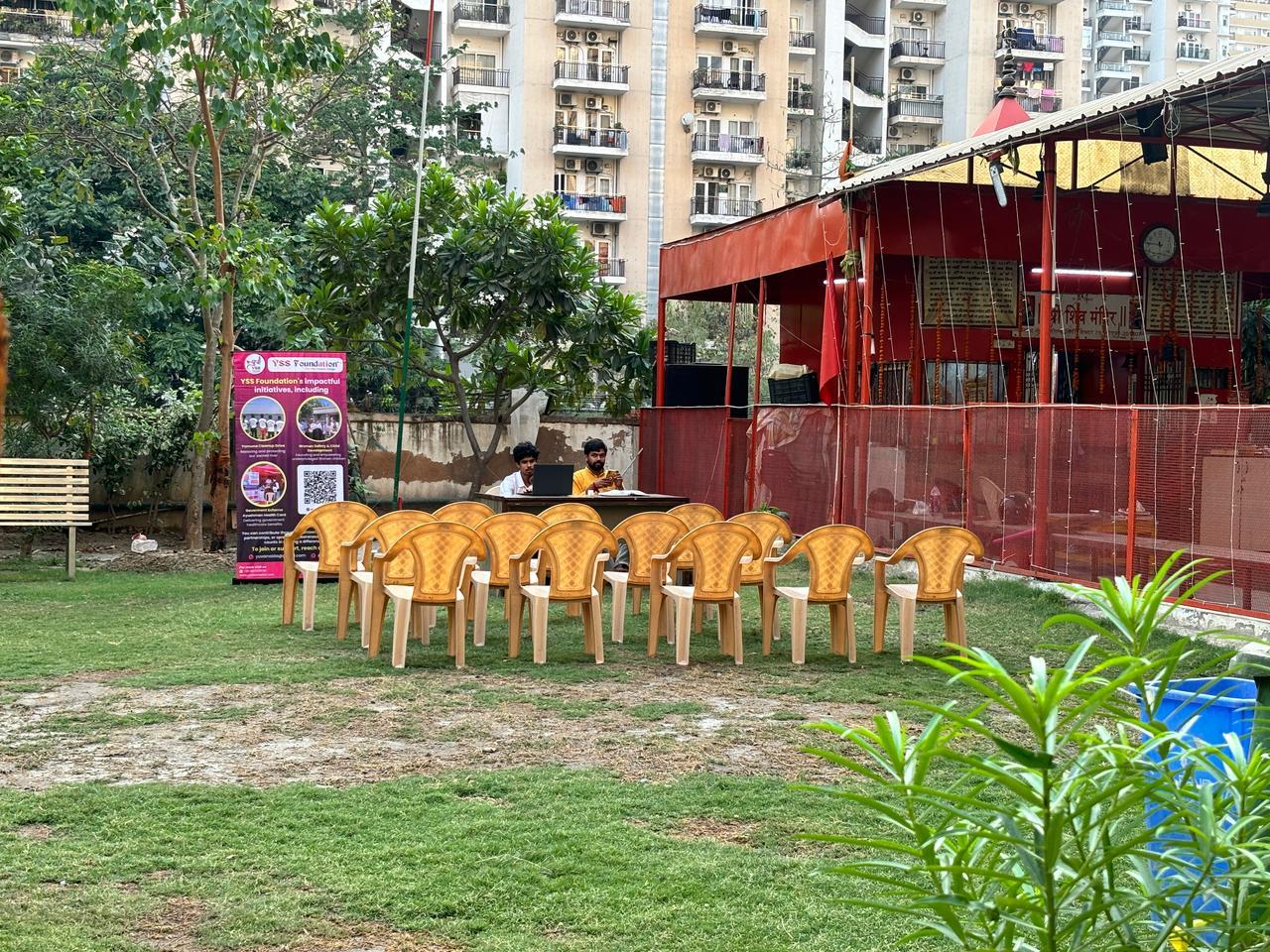 3 BHK Apartment For Sale in Amrapali Leisure Park