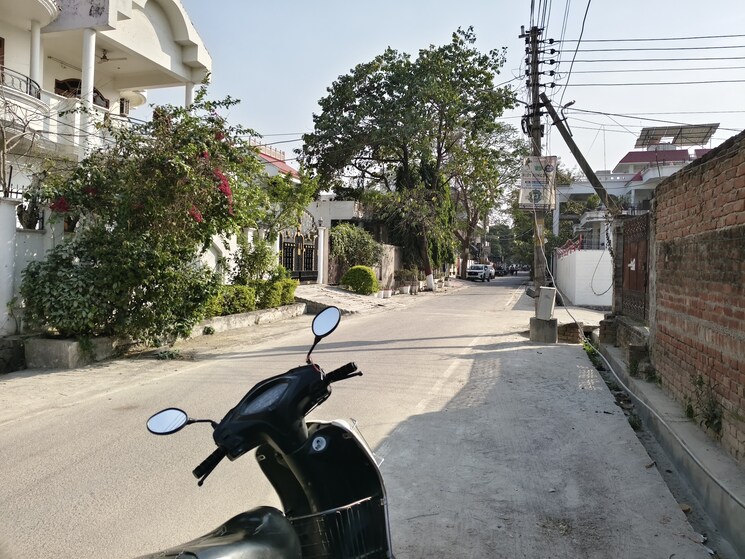 Living Room, gomti nagar  3200 Sq.Ft. Plot In Gomti Nagar Lucknow 8484747