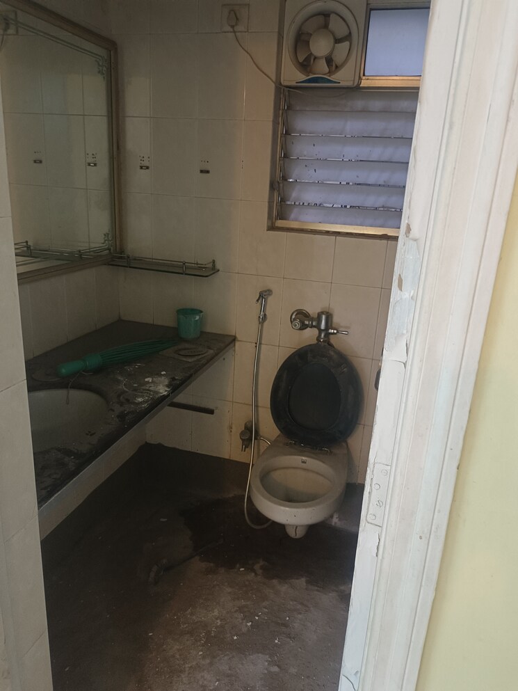 Bathroom, siddhachal-apartment-8 2.5 Bedroom 752 Sq.Ft. Apartment In Vasant Vihar Thane 8484819