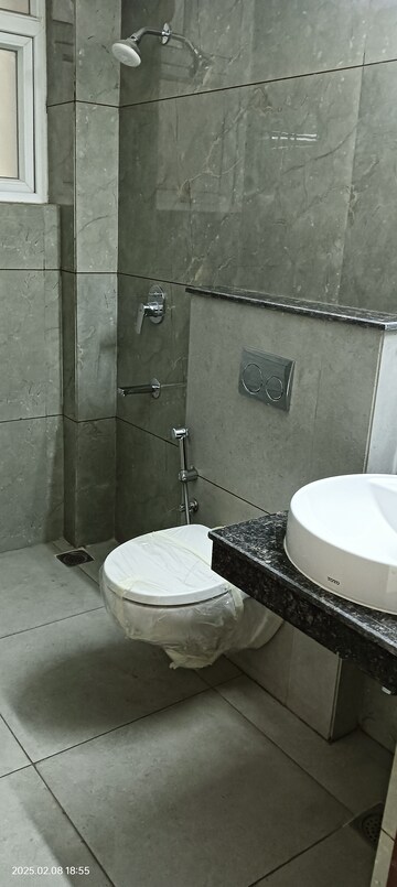 Bathroom in 3 BHK Apartment at Allwin El Spazia, Sanauli – for Sale
