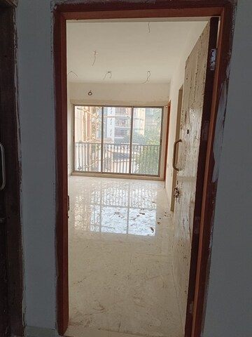 Room in 1 BHK Apartment at Crystal Paradise Residences, Andheri East – for Sale