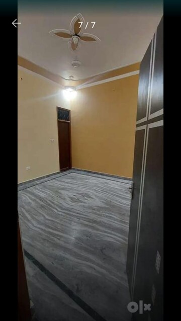 Master Bedroom in 2 BHK Independent House at Jankipuram – for Rent