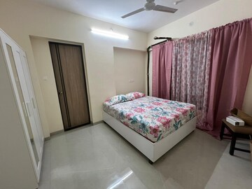 Bedroom in 3 BHK Apartment at Kabra Jawahar Nagar, Goregaon West – for Rent