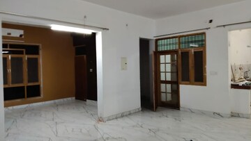 Master Bedroom in 6 BHK Independent House at Vishesh Khand, Gomti Nagar – for Rent